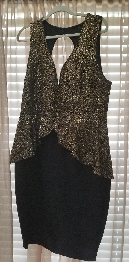 After 5 dress - Picture 3 of 3